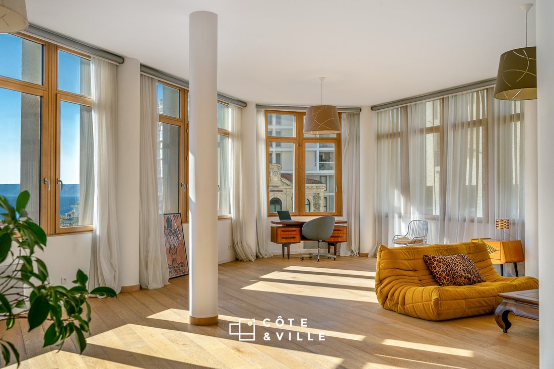 Apartment in Endoume, 7e Arrondissement, Marseille 1 - 18411671