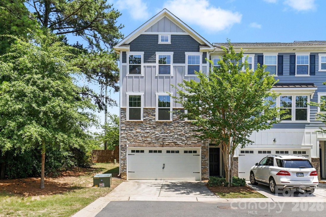 Charlotte, North Carolina, United States 1 - 18412802