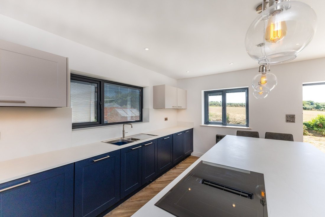 Bungalow in Northern Ireland 2 - 18406772