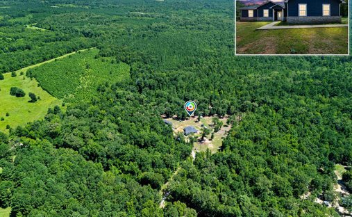 House in Karnack, Texas, United States 1