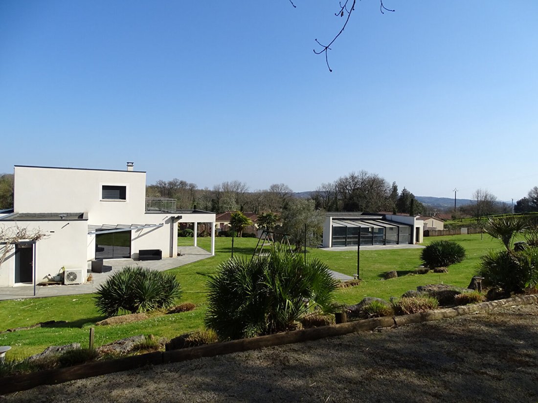 Villa in Sainte-Nathalene, Nouvelle-Aquitaine, France 5 - 18405527