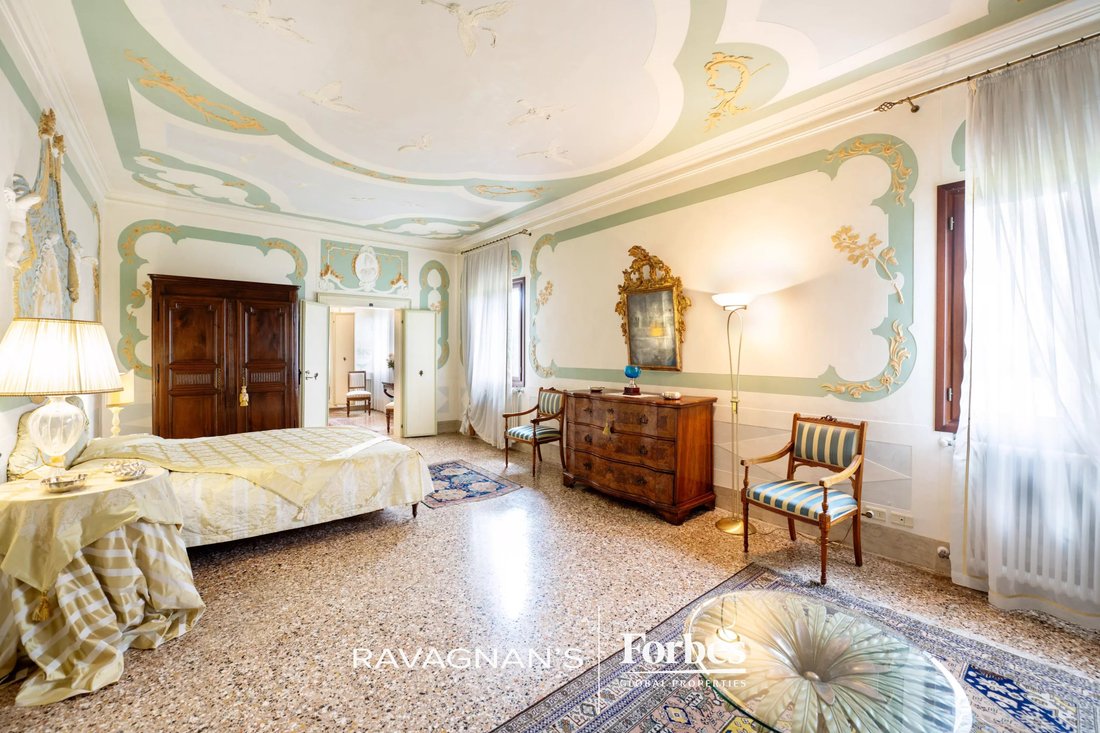 Villa in Preganziol, Veneto, Italy 3 - 18404514
