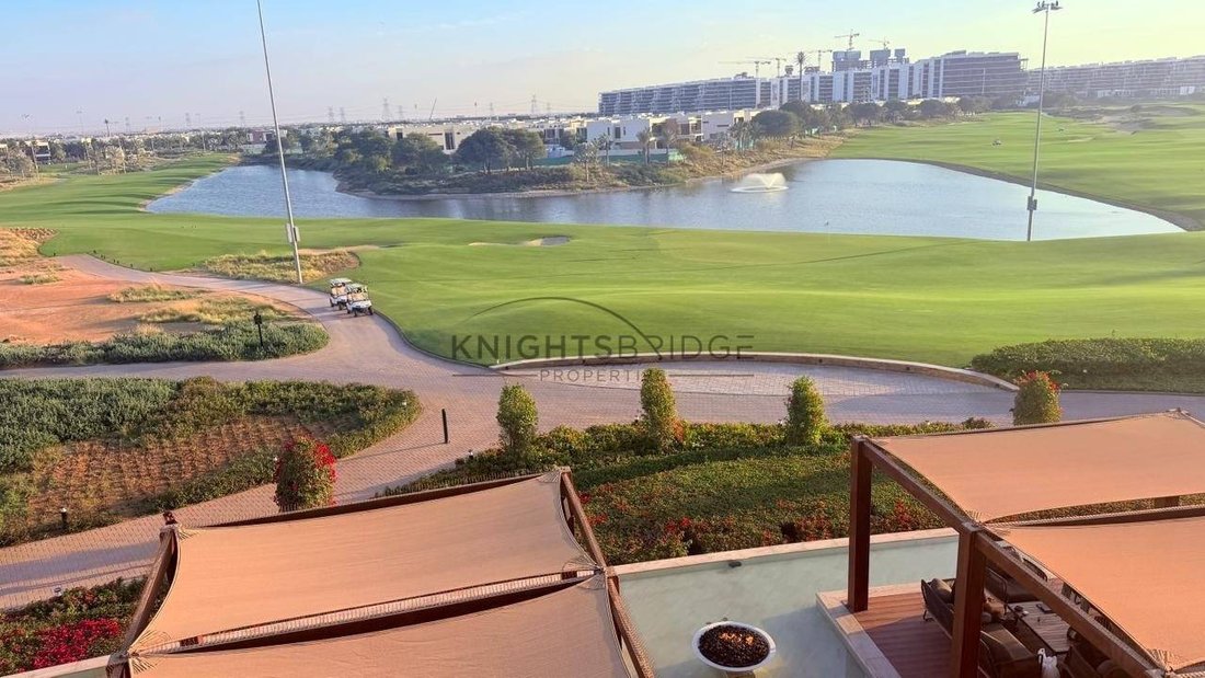 Townhouse in Damac Hills, Dubai, United Arab Emirates 1 - 18411499