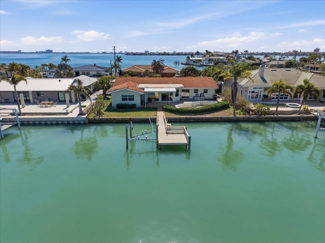 House in St. Pete Beach, Florida, United States 5 - 18403802