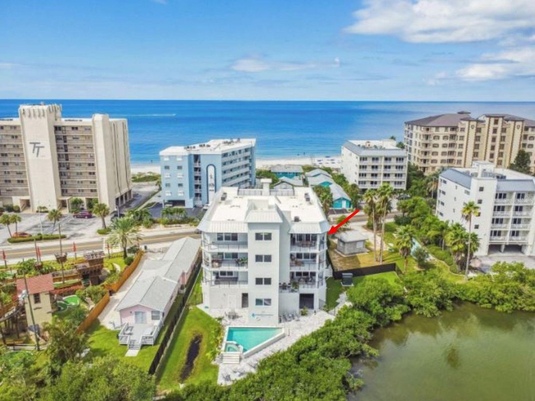 Condo in Indian Shores, Florida, United States 5 - 18403388
