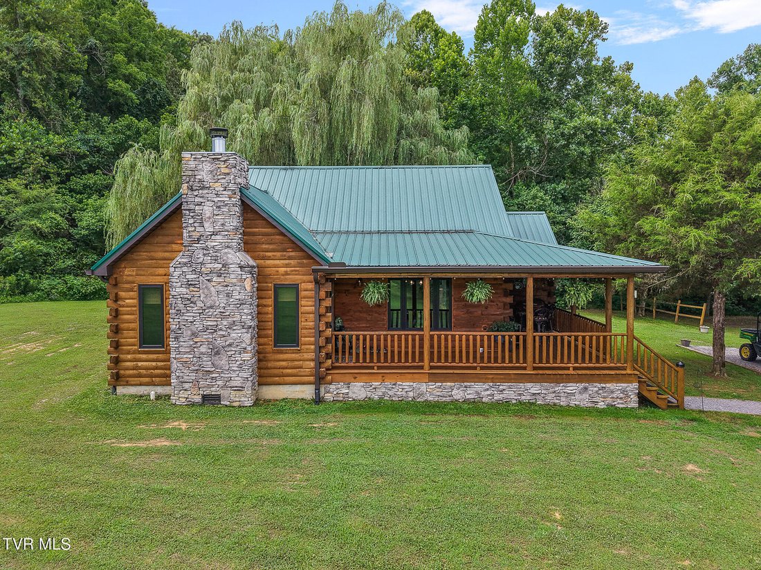 Greeneville, Tennessee, United States 3 - 18402704