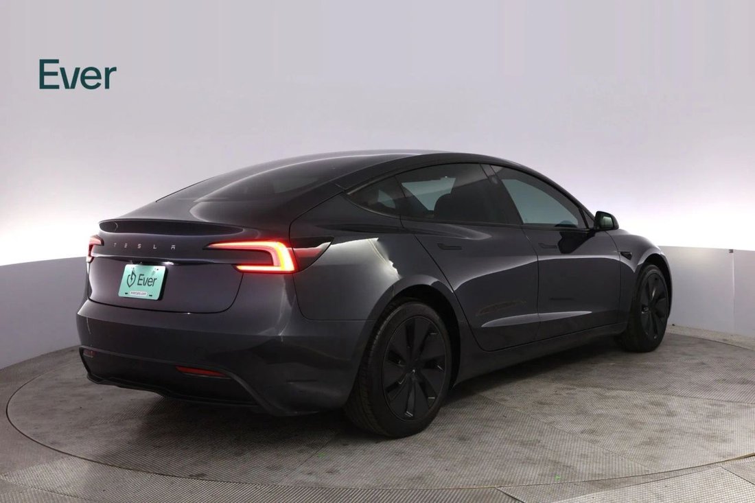 Sedan in San Francisco, CA, United States 3 - 18338341