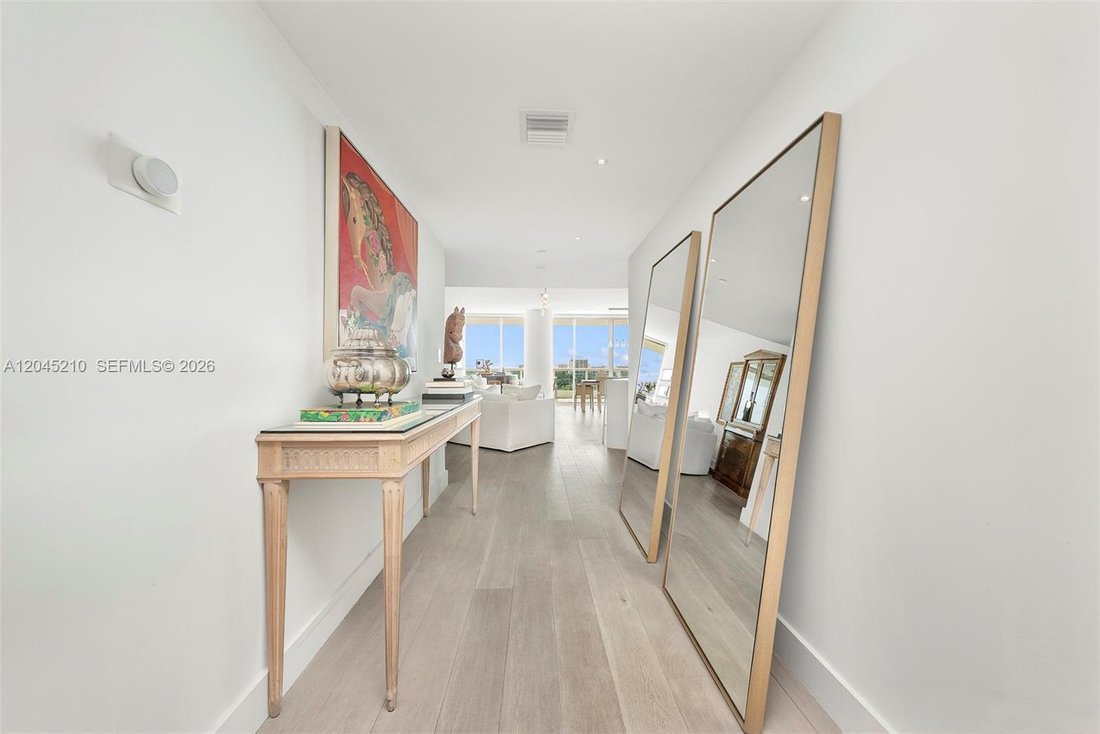 Condo in Miami, Florida, United States 3 - 18408814