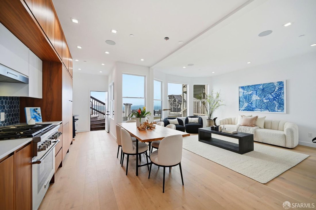 San Francisco, California, United States 1 - 18406727