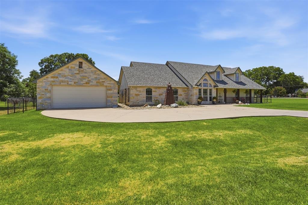 House in Granbury, Texas, United States 3 - 18414979