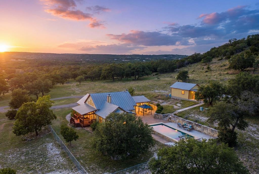 Land in Fredericksburg, Texas, United States 1 - 18018046