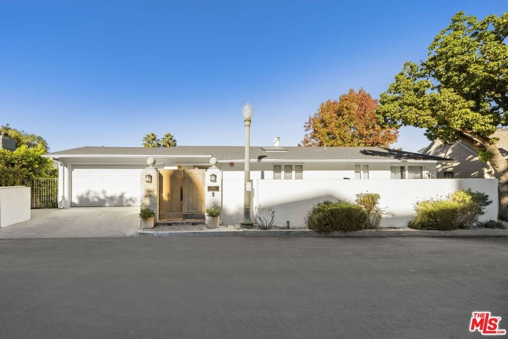 House in Los Angeles, California, United States 2 - 18403439