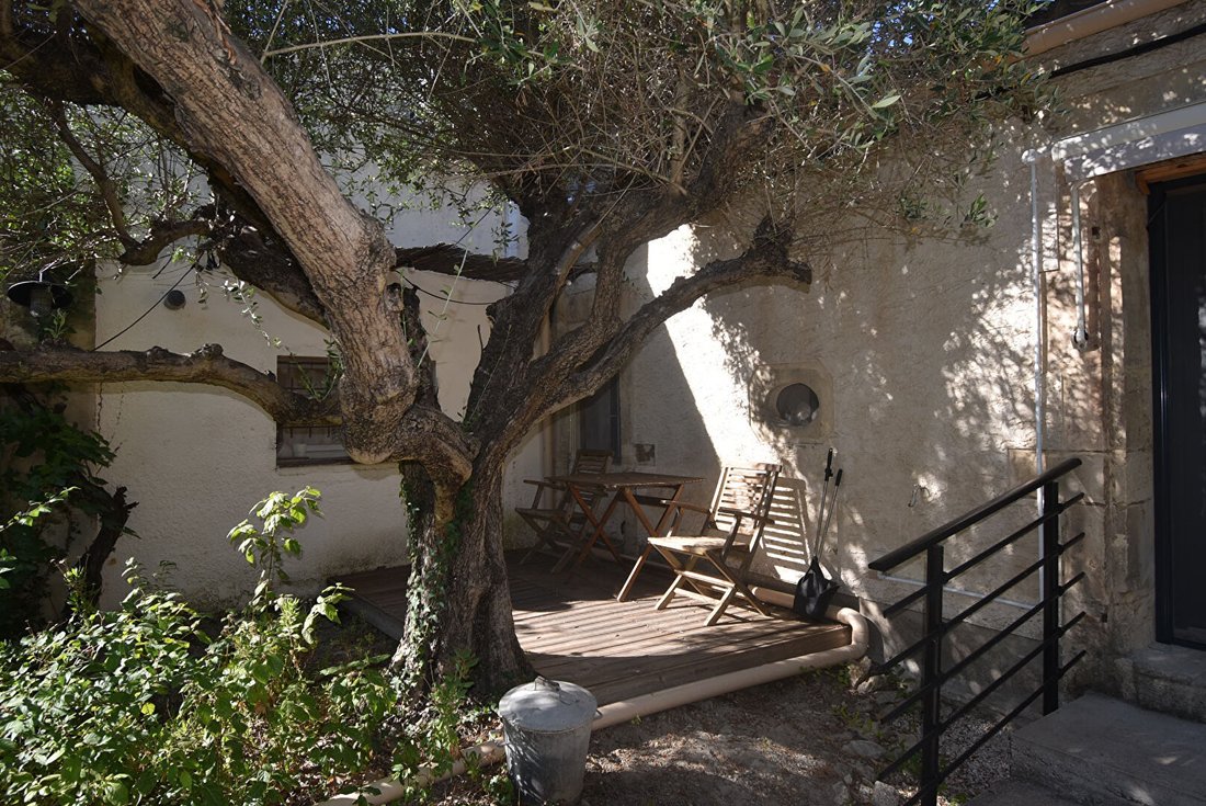 Villa in Saint-Etienne-du-Grès, Provence-Alpes-Côte d'Azur, France 4 - 18405840