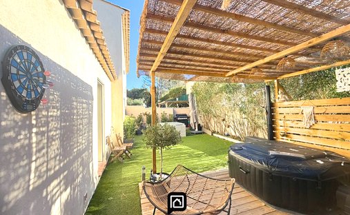 Villa in Sainte Brigitte, Frejus, France 1