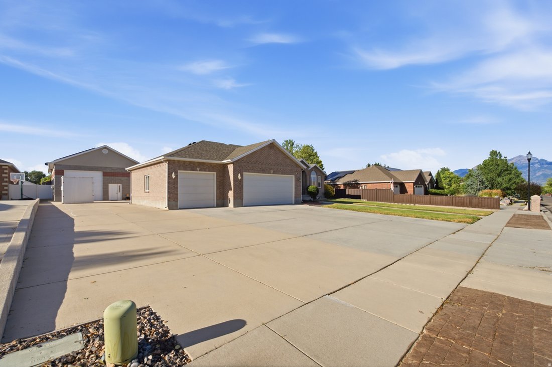 House in West Jordan, Utah, United States 3 - 18403189