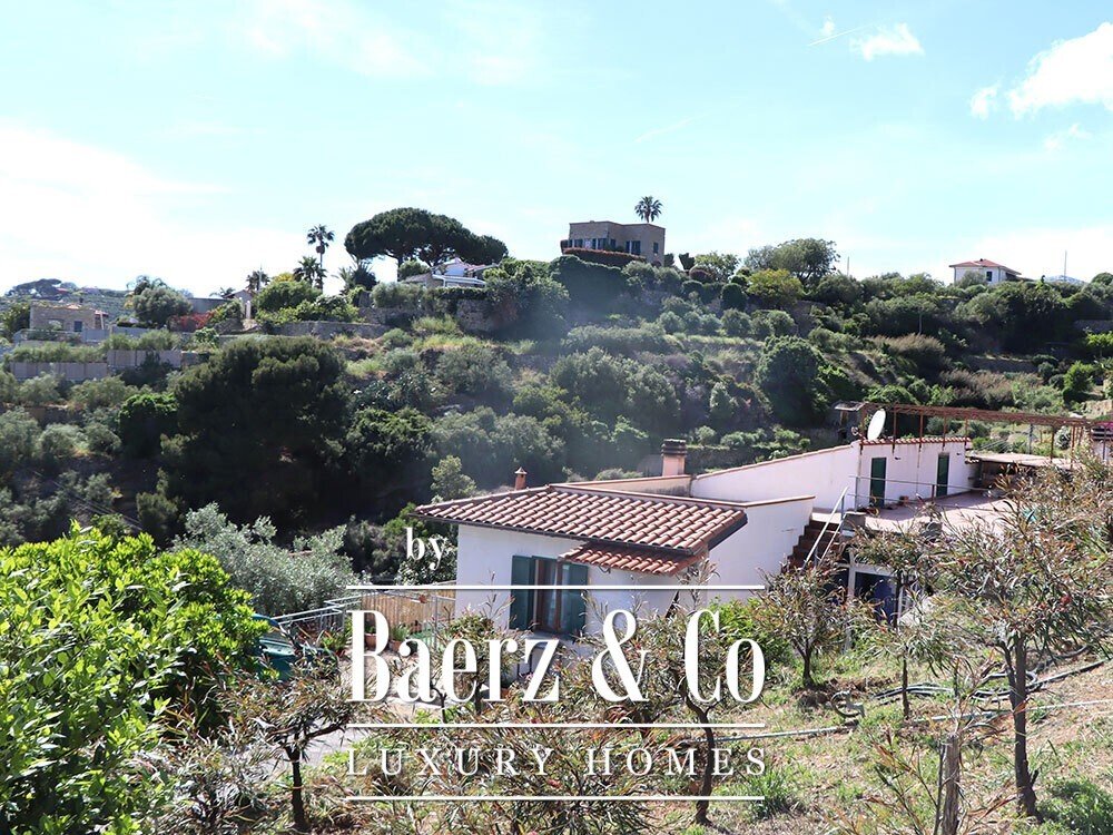 Villa in Bordighera, Liguria, Italy 2 - 18418357