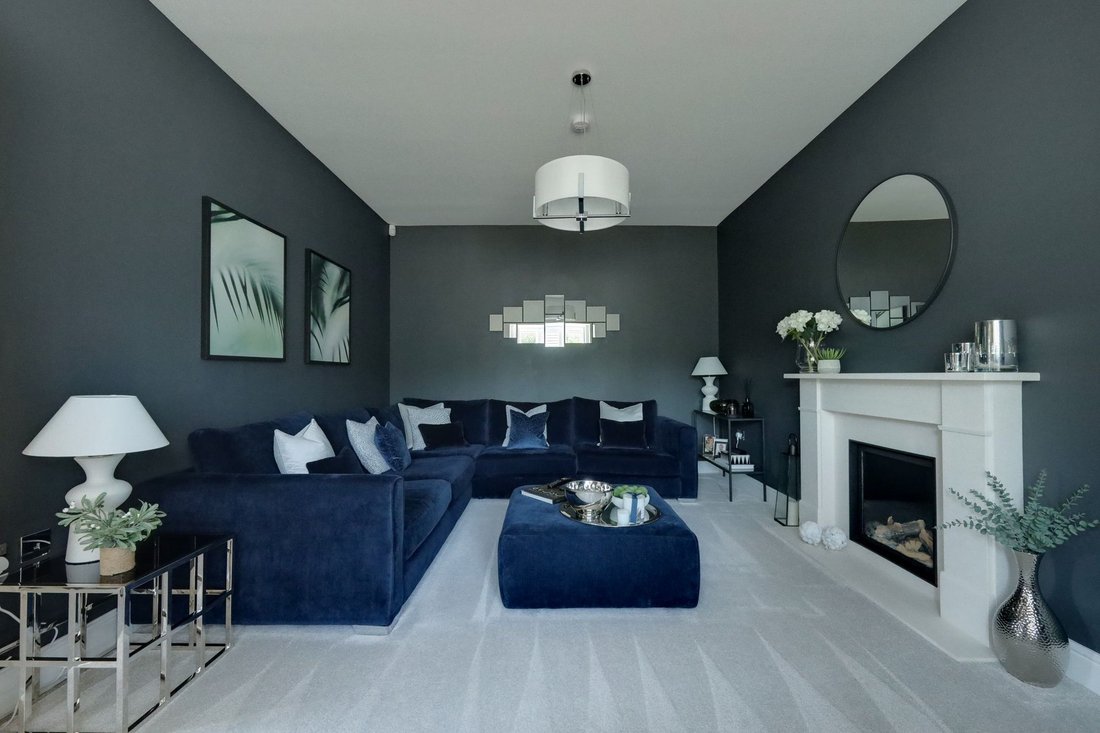 House in Burgess Hill, England 3 - 16958630