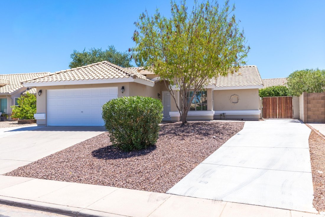Mesa, Arizona, United States 3 - 18412737