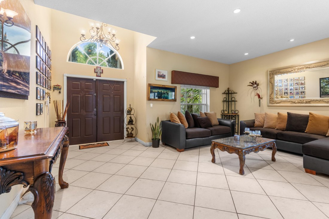 House in Miramar, Florida, United States 3 - 18416284