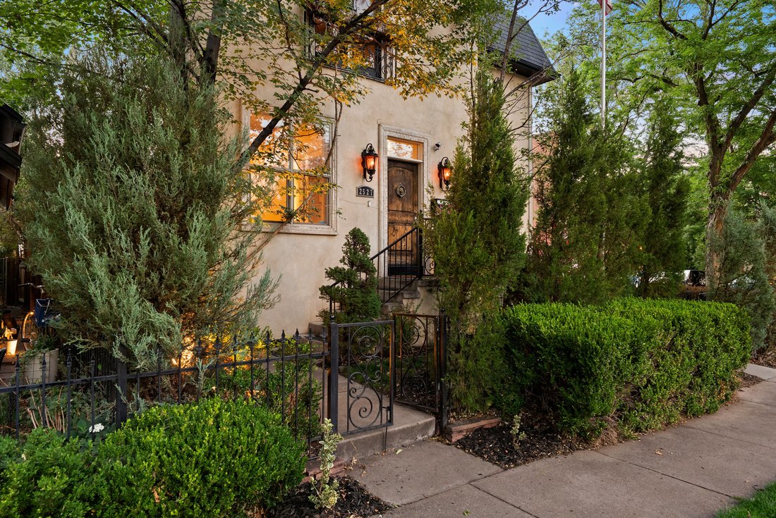 House in Denver, Colorado, United States 3 - 18027196