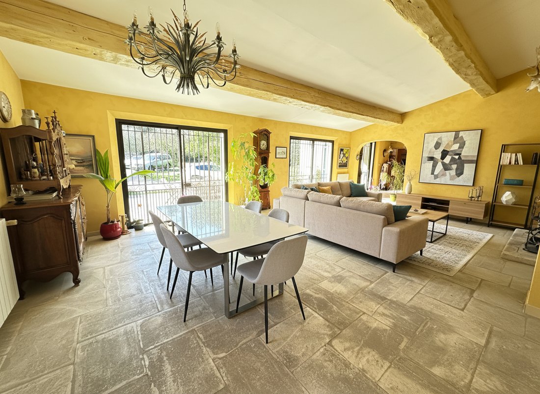 Villa in Saint-Chamas, Provence-Alpes-Côte d'Azur, France 3 - 18405989