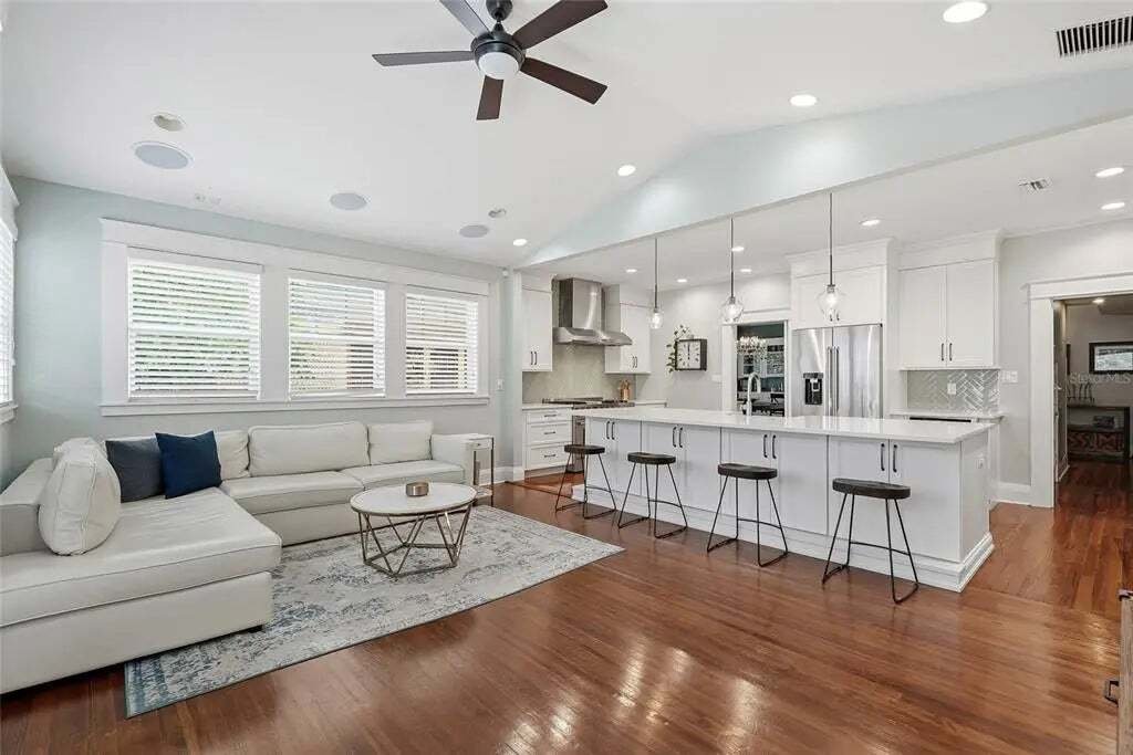 House in Tampa, Florida, United States 5 - 18410461
