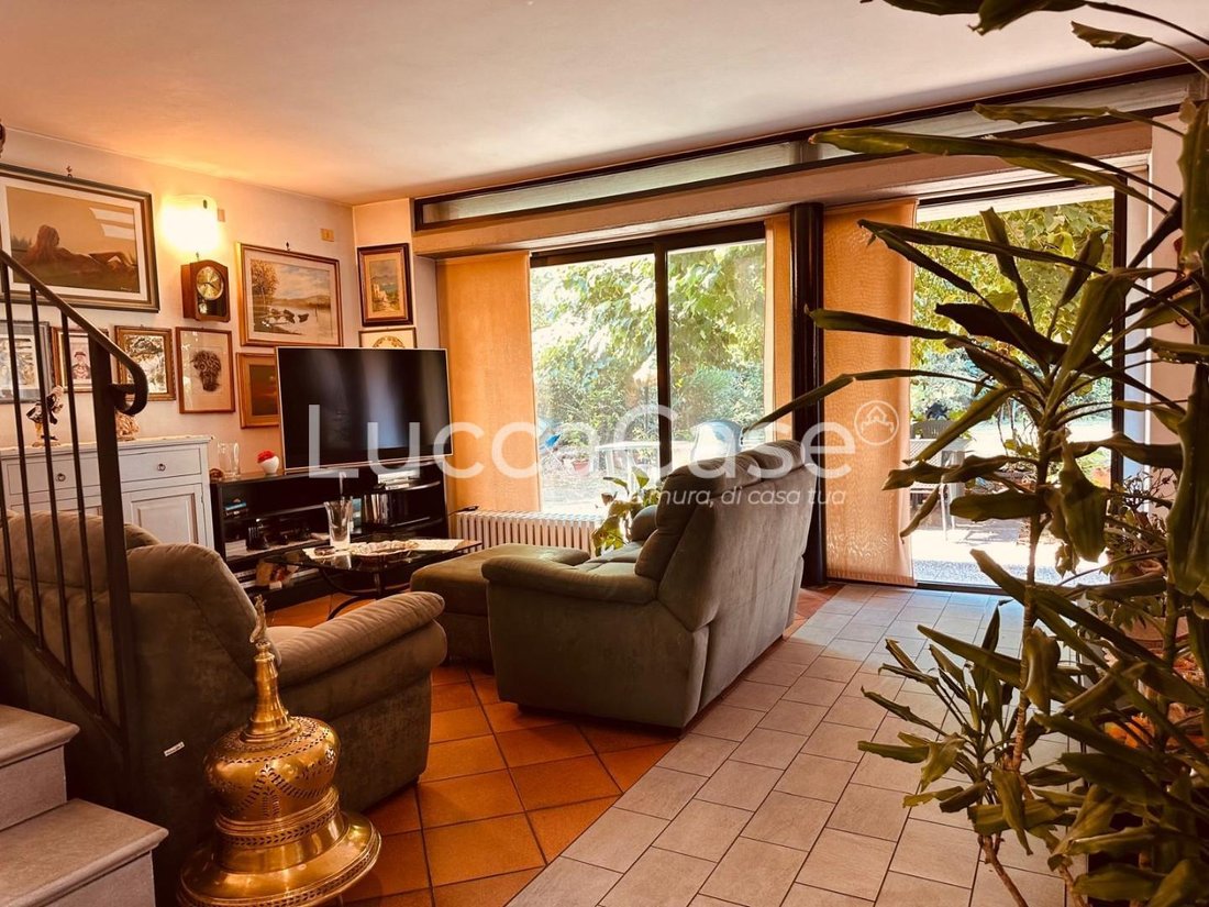 Villa in Historic Center, Lucca, Tuscany 3 - 18411080