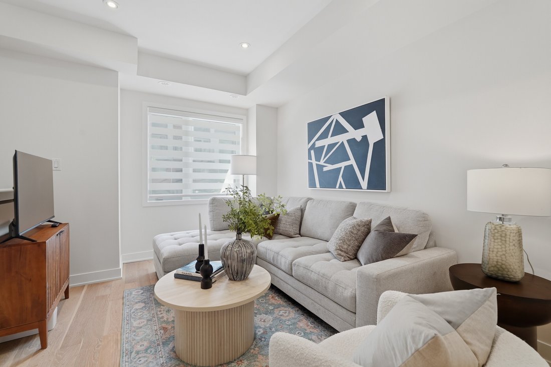 House in Toronto, Ontario, Canada 3 - 18412206