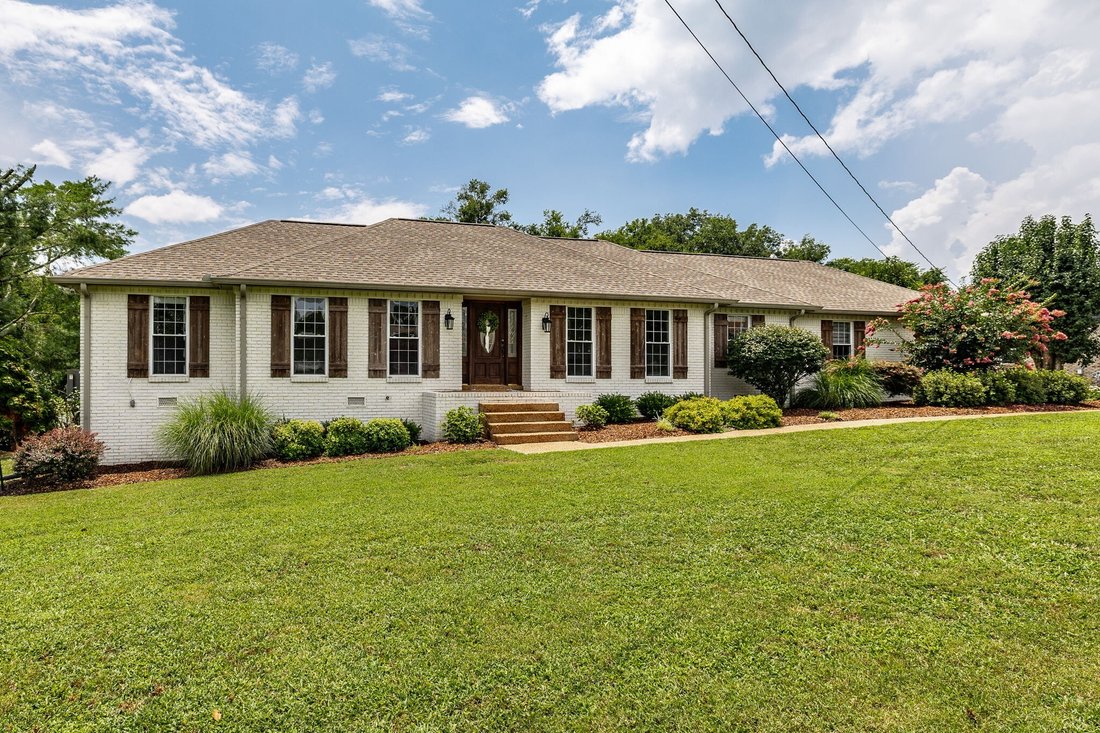 House in Gallatin, Tennessee, United States 2 - 18408598