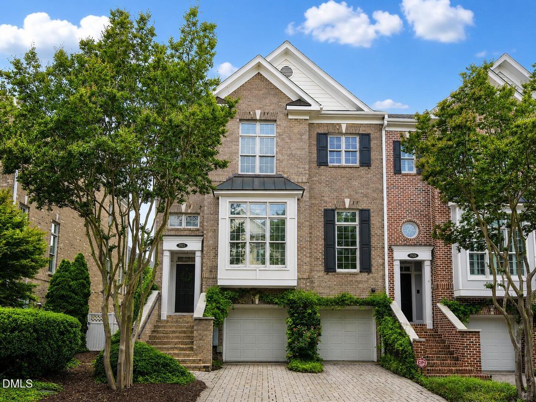 Townhouse in Raleigh, North Carolina, United States 1 - 18403511