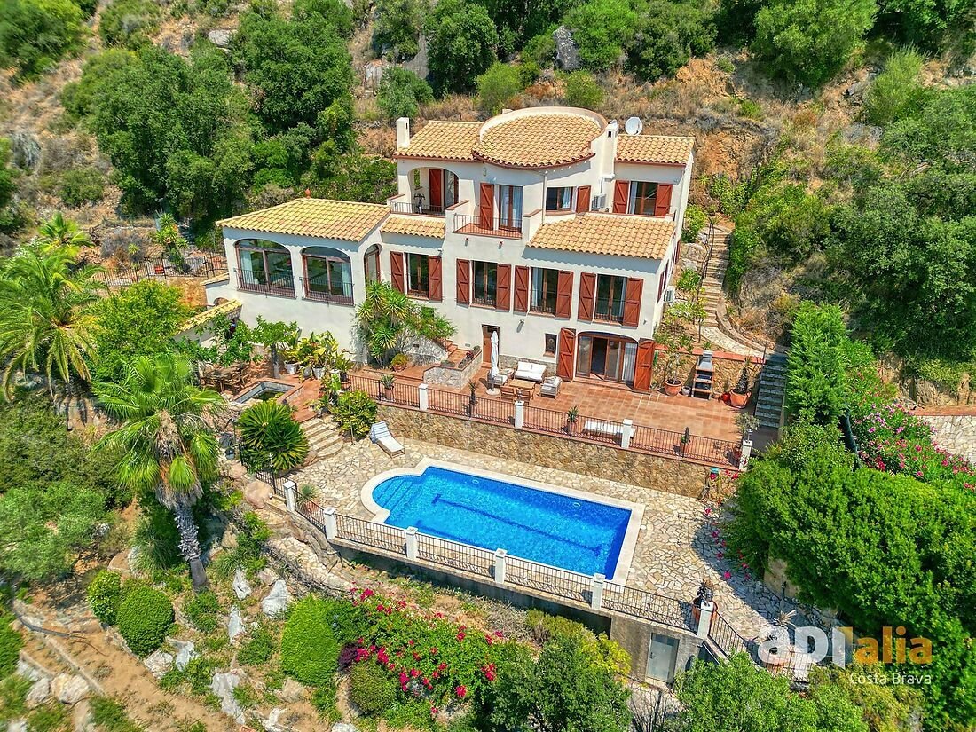 Villa in Calonge i Sant Antoni, Catalonia, Spain 2 - 18403058