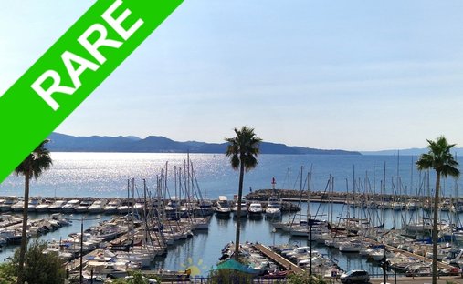 House in La Ciotat, Provence-Alpes-Côte d'Azur, France 1