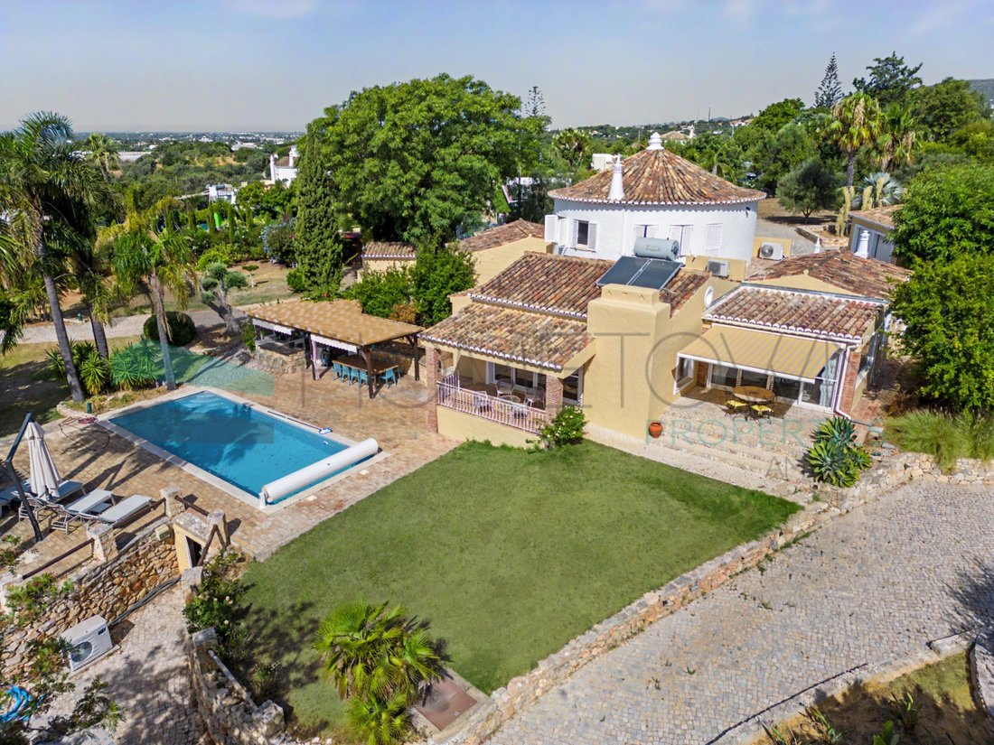 Haus in Santa Bárbara de Nexe, Algarve, Portugal 1 - 18412414