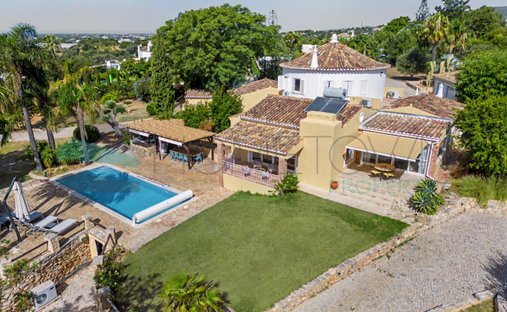 Casa en Santa Bárbara de Nexe, Algarve, Portugal 1