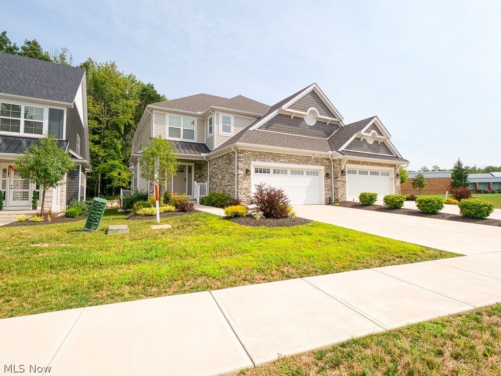 Townhouse in Broadview Heights, Ohio, United States 3 - 18413450