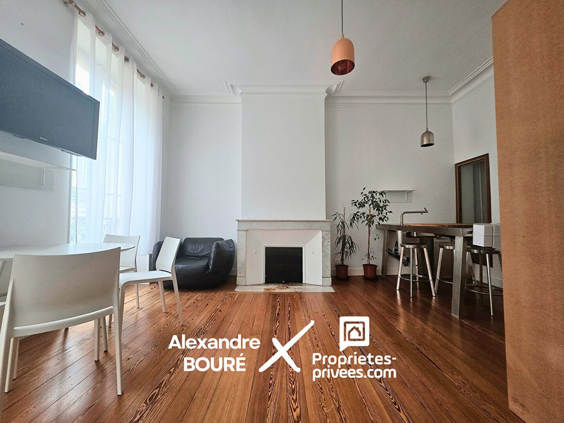 Apartment in Grand Parc-Chartrons-Paul Doumer, Bordeaux, France 1 - 18406039