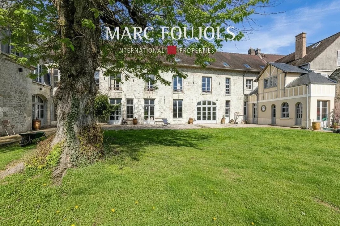 House in Senlis, Hauts-de-France, France 2 - 18405049