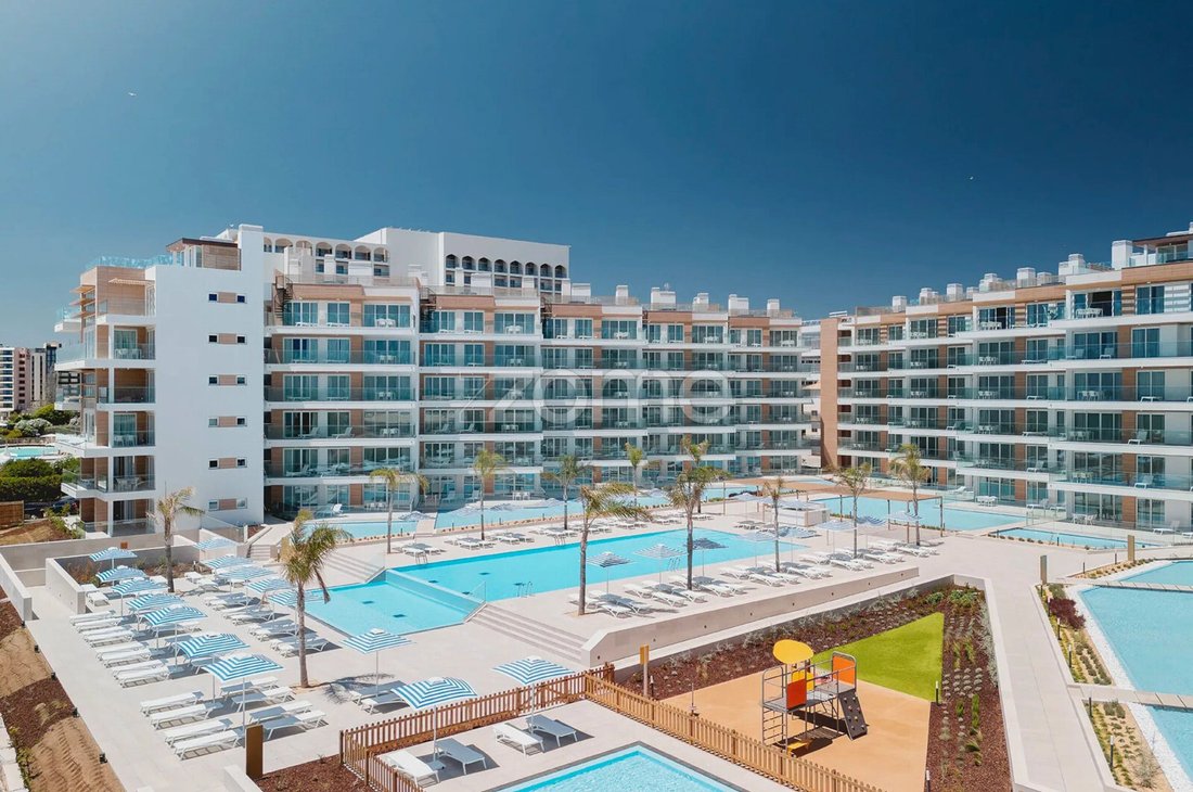 Apartment in Quarteira, Algarve, Portugal 2 - 18409331