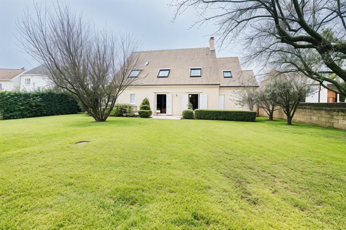 Villa in Collegien, Ile-de-France, France 3 - 18405822