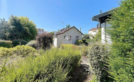 House in Chatou, Ile-de-France, France 1