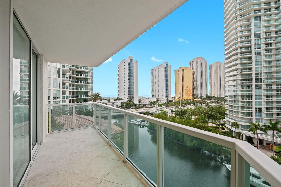 Condo in Golden Beach, Florida, United States 1 - 18413248