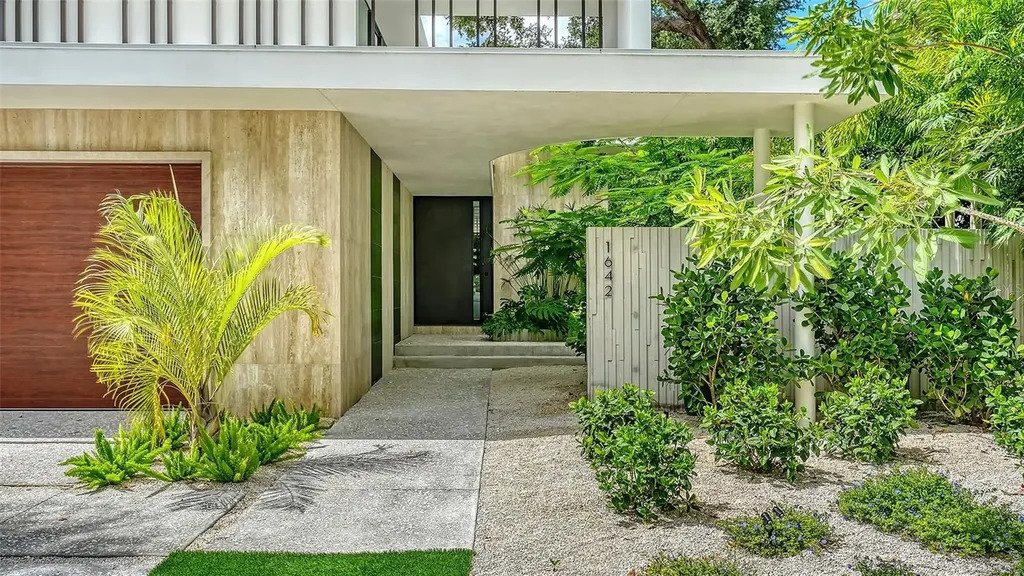 House in Sarasota, Florida, United States 4 - 17981175