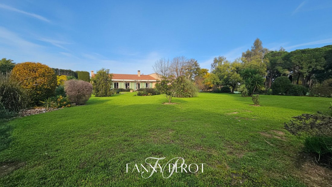 Villa à Saint-Cyprien, Occitanie, France 4 - 18405442