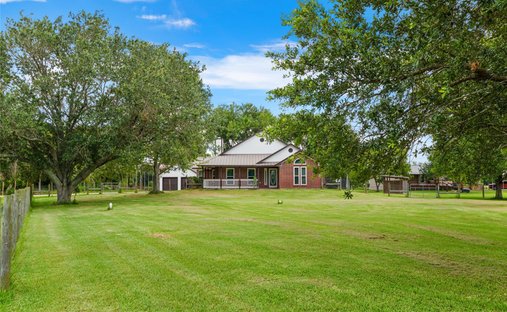 House in Hitchcock, Texas, United States 1
