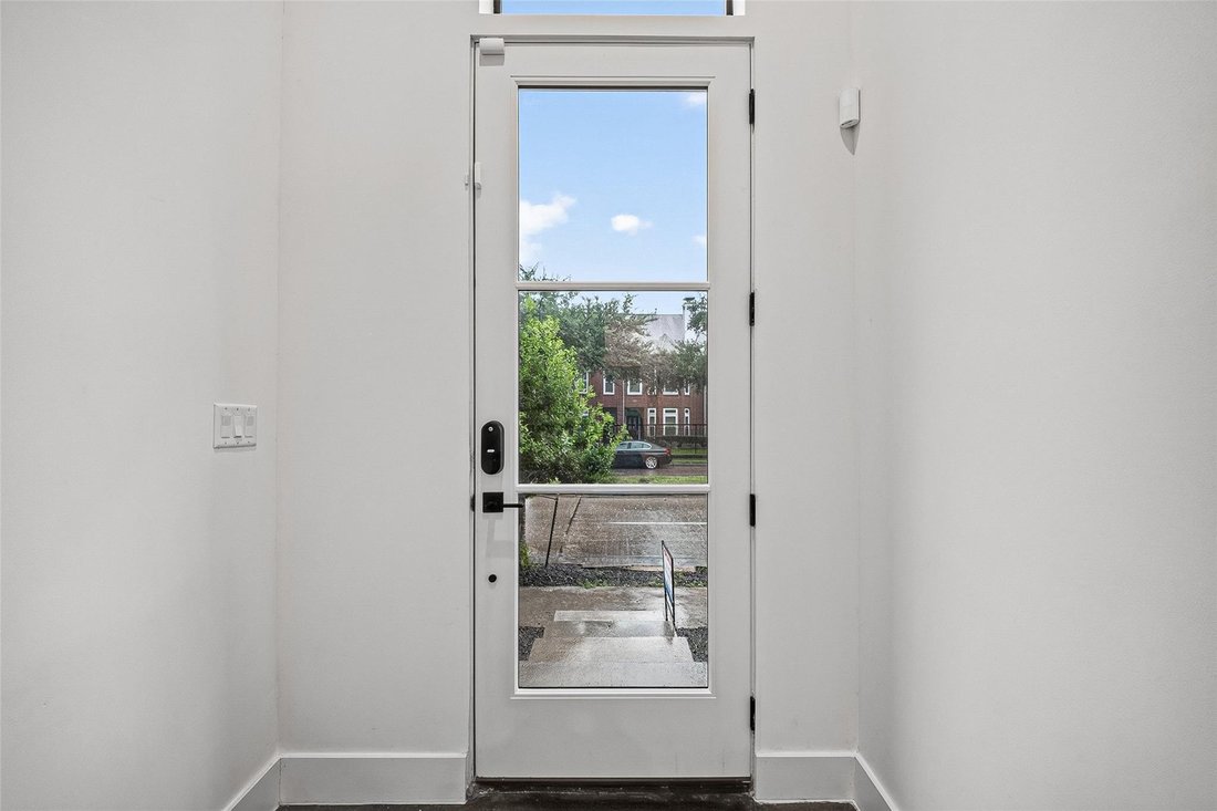 House in Houston, Texas, United States 4 - 18370563