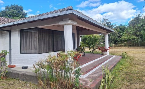 Haus in Quito, Provinz Pichincha, Ecuador 1