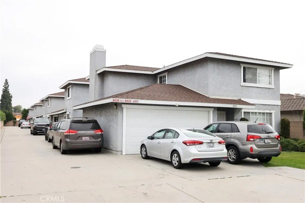 Bellflower, California, United States 2 - 18411240