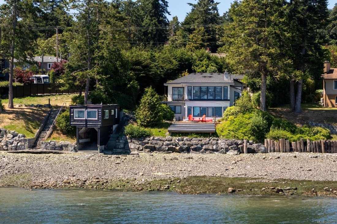 House in North Saanich, British Columbia, Canada 1 - 18410555