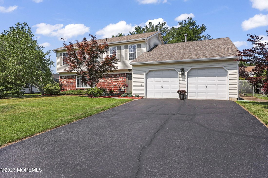 House in Old Bridge Township, New Jersey, United States 3 - 18411617