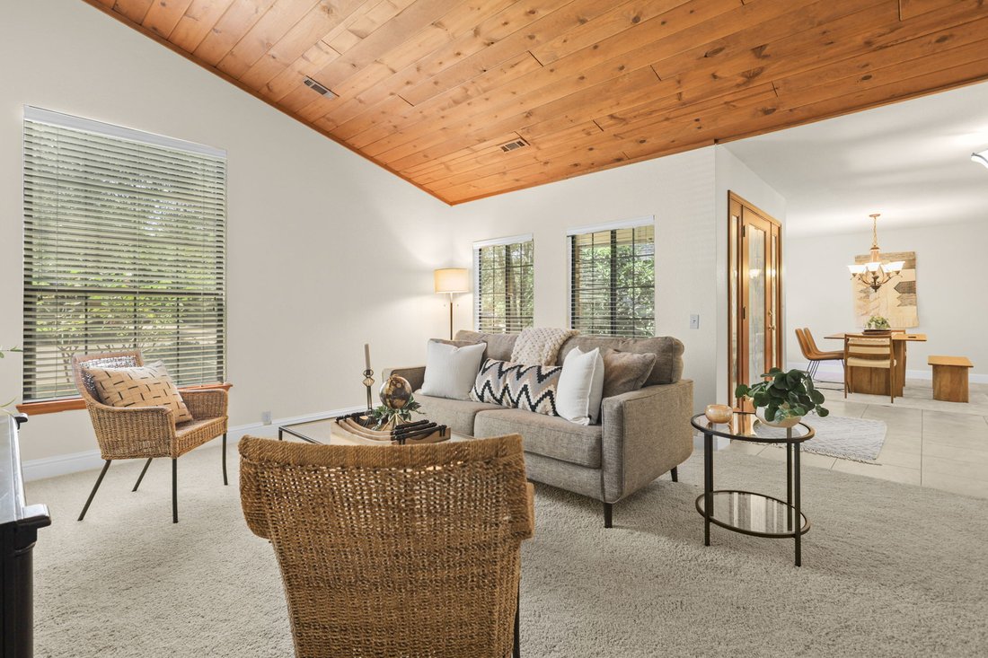 House in Redding, California, United States 4 - 18416111